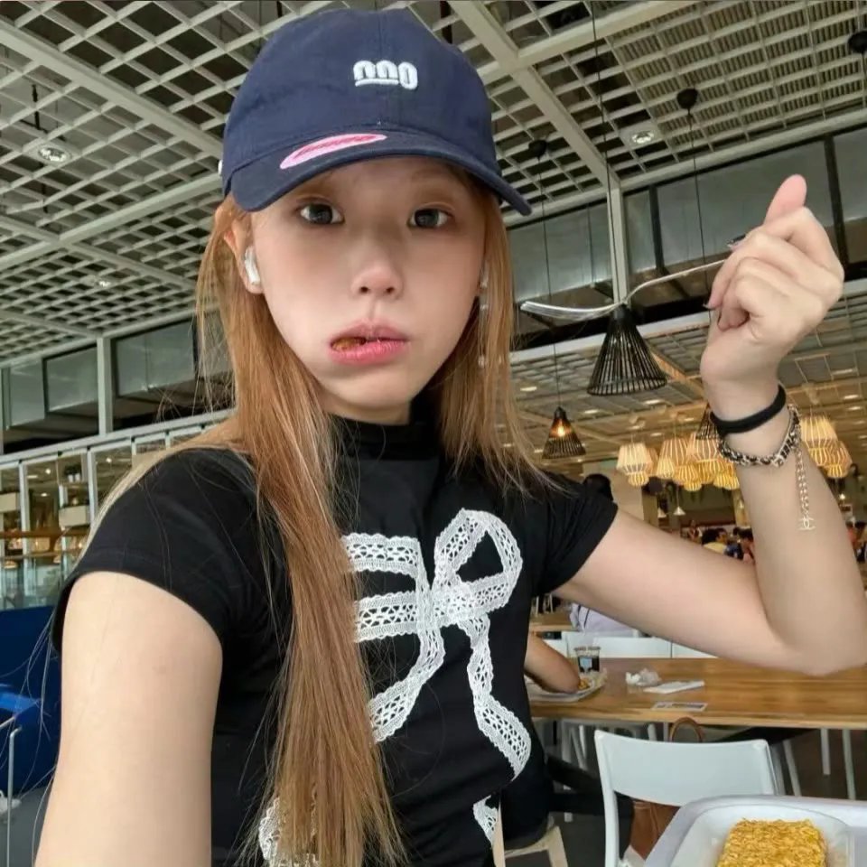女贼金丝猫